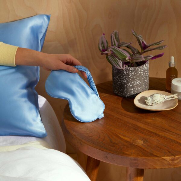 Free Mulberry Silk Eyemask - Image 29