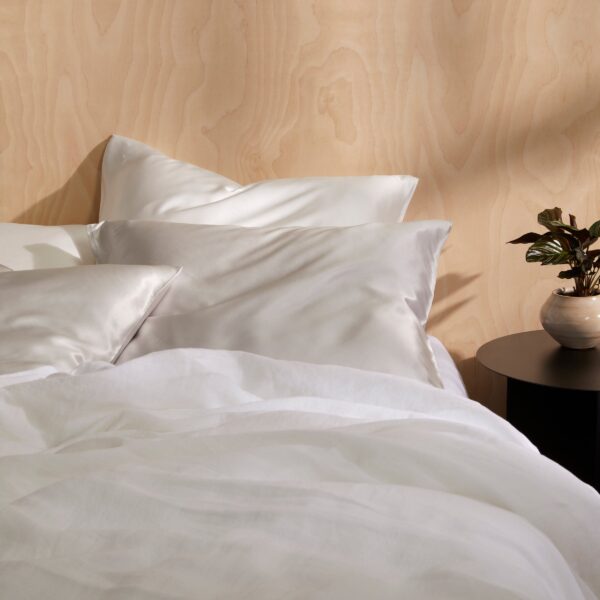 Rewards Mulberry Silk Pillowcase - Image 39