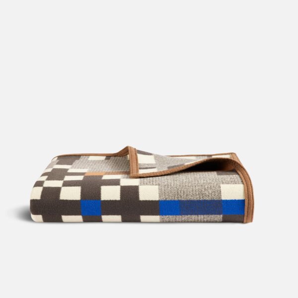 Pendleton Pattern Throw ﻿Blanket - Last Call