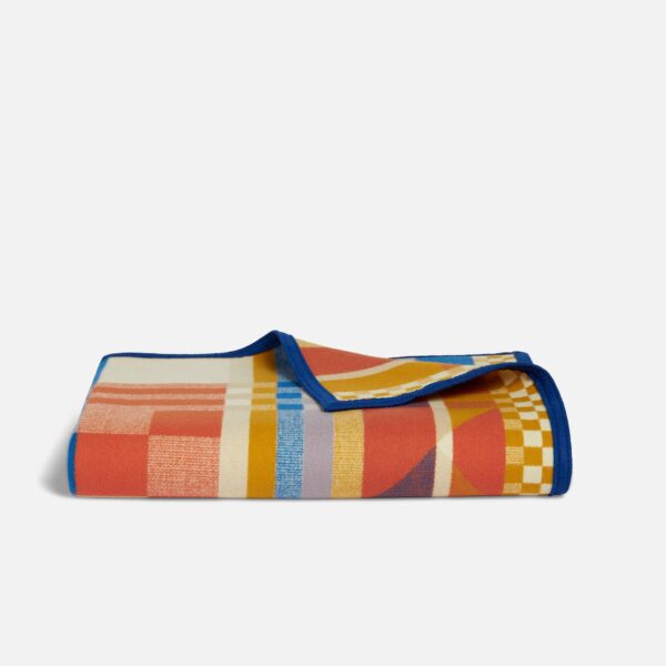 Pendleton Pattern Throw ﻿Blanket - Last Call - Image 6