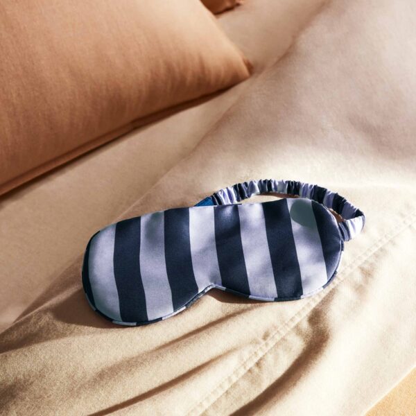 Free Mulberry Silk Eyemask - Image 60