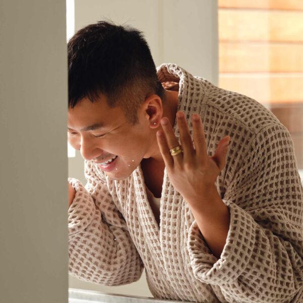 Test Dreamweave Waffle Robe - Image 15