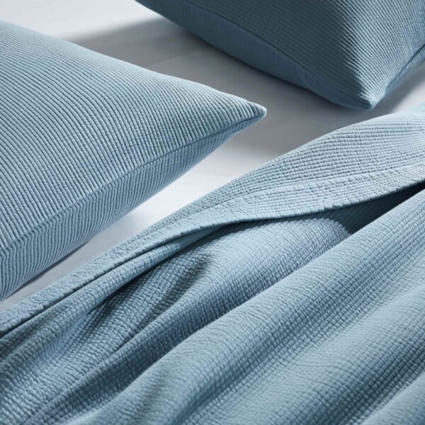 Ribbed Matelasse Quilt Set - Image 24