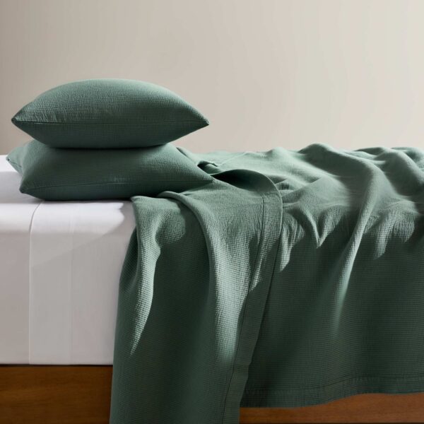 Ribbed Matelasse Quilt Set - Image 28