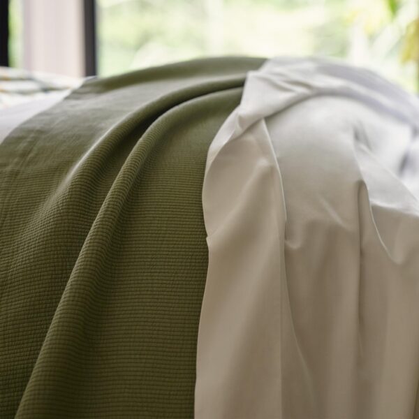 Ribbed Matelasse Quilt - Image 17