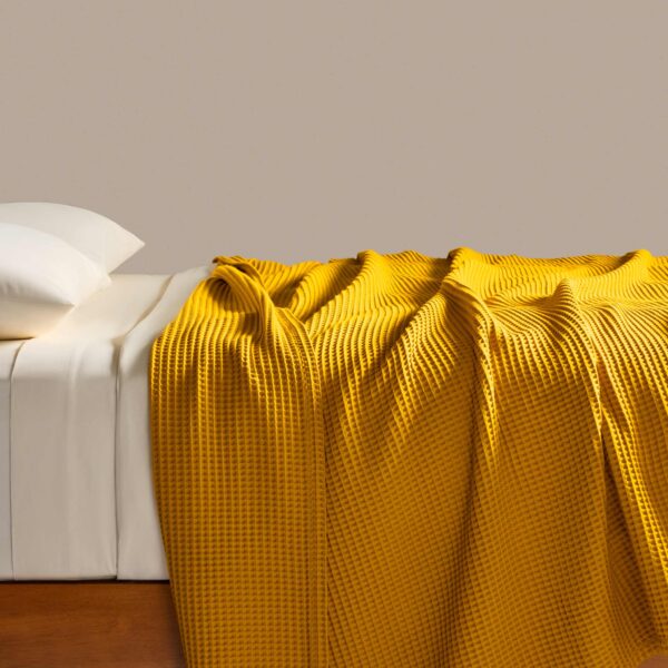 Dabito Dreamweave Waffle Bed Blanket - Last Call - Image 4