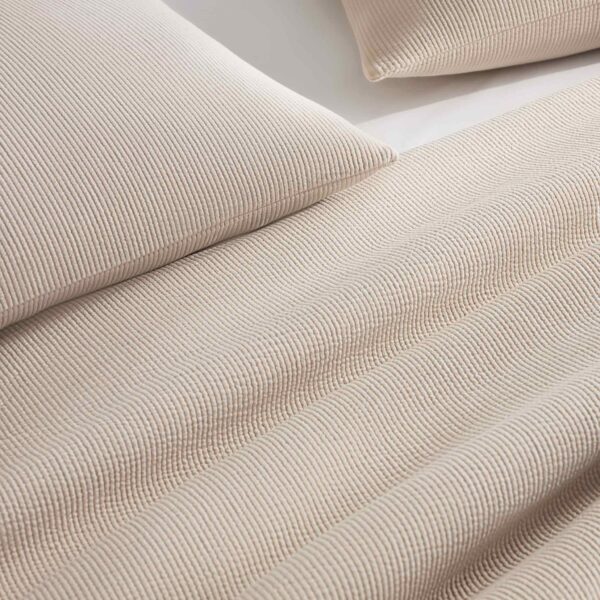 Ribbed Matelasse Duvet Set - Image 11